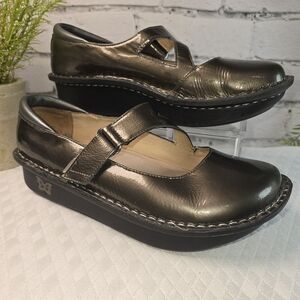 ALEGRIA DAY-123 PROFESSIONAL MARY JANE METALLIC DARK OLIVE HEALTHCARE WOMENS 39